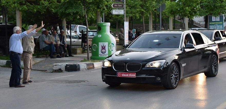 Sinan Oğan'dan '12 milyonluk arabaya biniyor' iddiasına cevap! 'Eğer o fiyatsa' diyerek meydan okudu