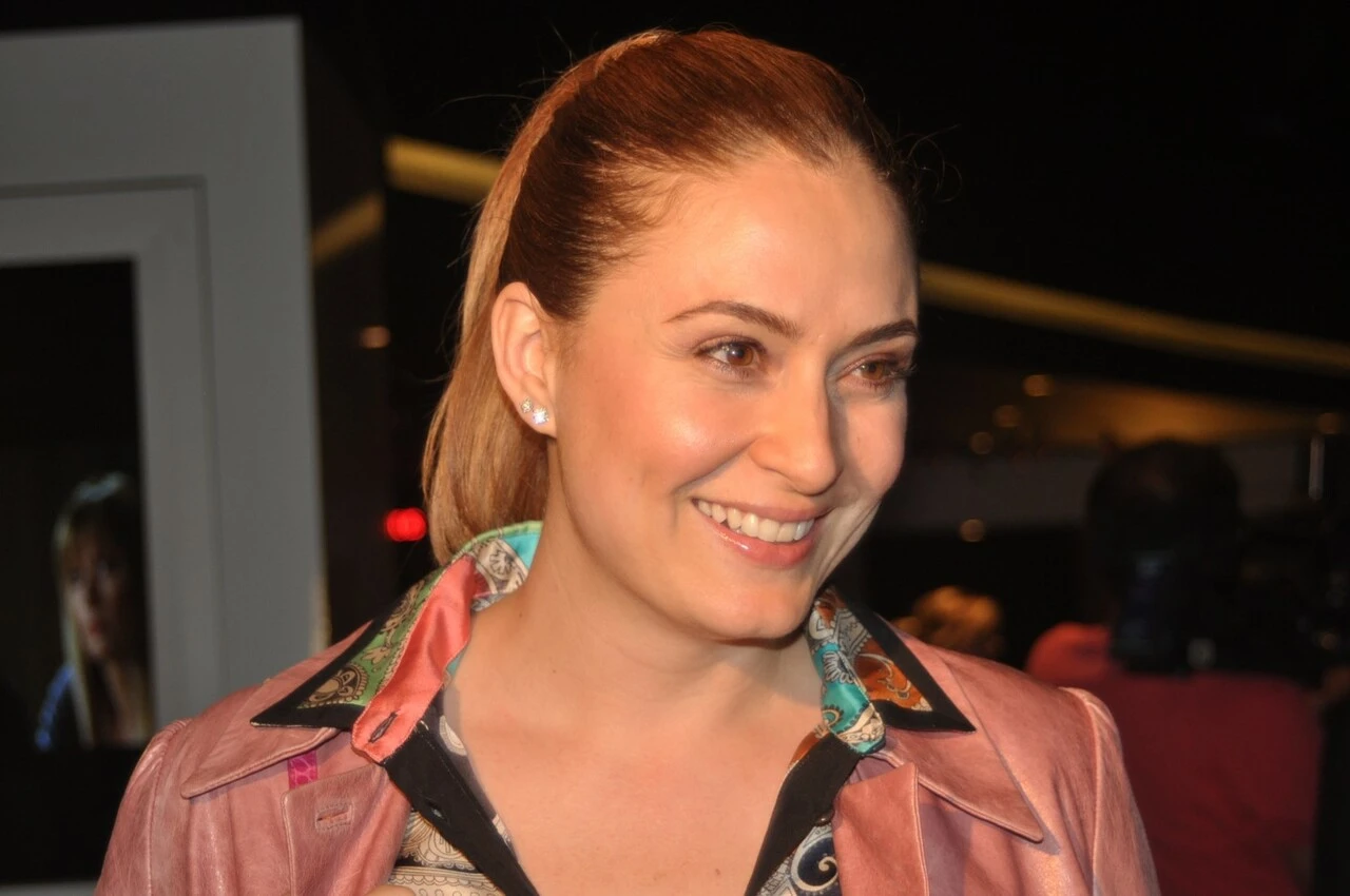 Ceyda Düvenci, ‘Bülent’i yok sayamam’ diyerek boşanma açıklaması yaptı!