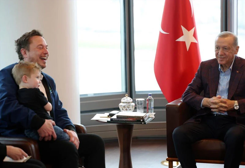 Cumhurbaşkanı Erdoğan, Tesla'nın patronu Elon Musk'ı Türkevi'nde kabul etti.