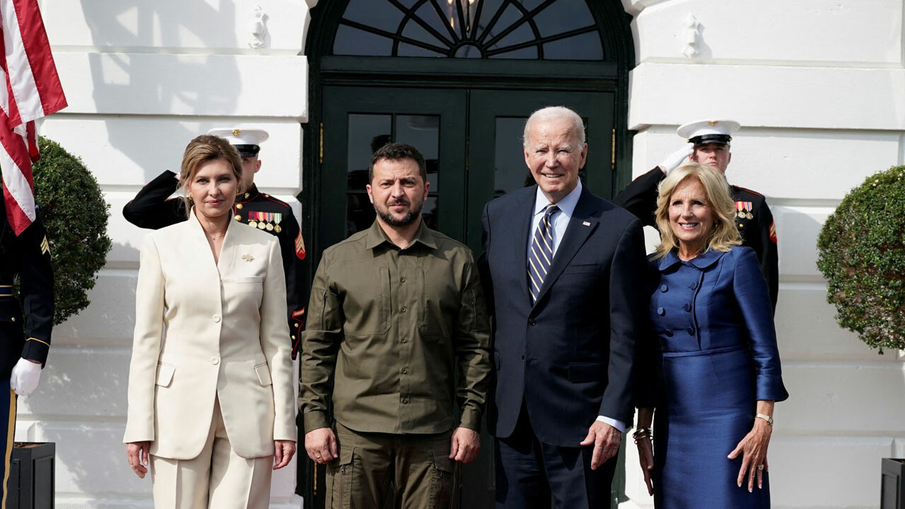 ABD Başkanı Joe Biden iyi haberi Ukraynalı lider Zelenskiy&#039;e verdi: Tanklar yola çıkıyor