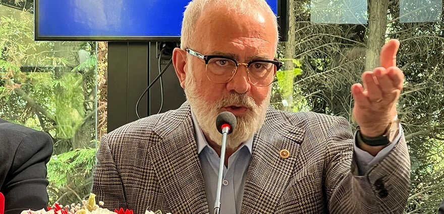 AK Partili isimden Kılıçdaroğlu'na milletvekilliği önerisi! 'Şık olur' dedi, Erdoğan'a ileteceğini söyledi