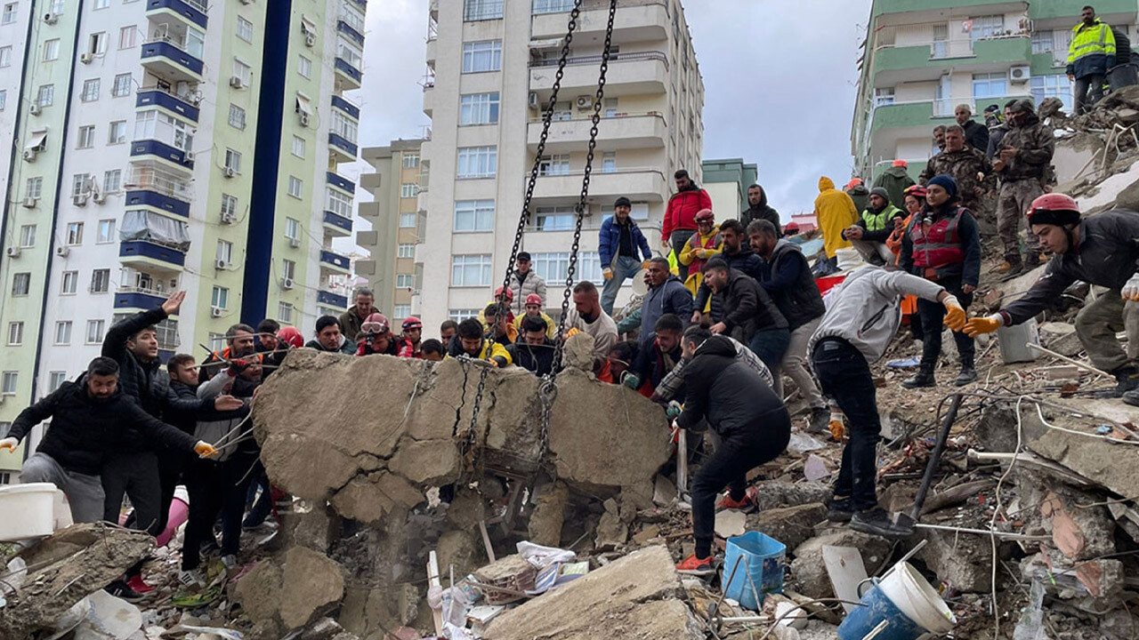 ABD&#039;li sismologdan depremi durduran inanılmaz keşif: Daha büyük felaketi mineralli kayalar önledi