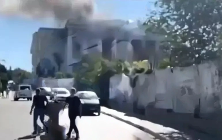 Ukrayna'dan Rusya'ya büyük darbe! Ana karargahlarına füze yağdı: İşte bölgeden ilk görüntüler