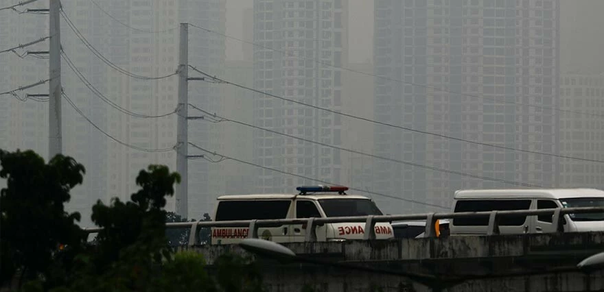 Ülke dumana boğuldu, hayat adeta durdu! Kimse evden çıkamıyor
