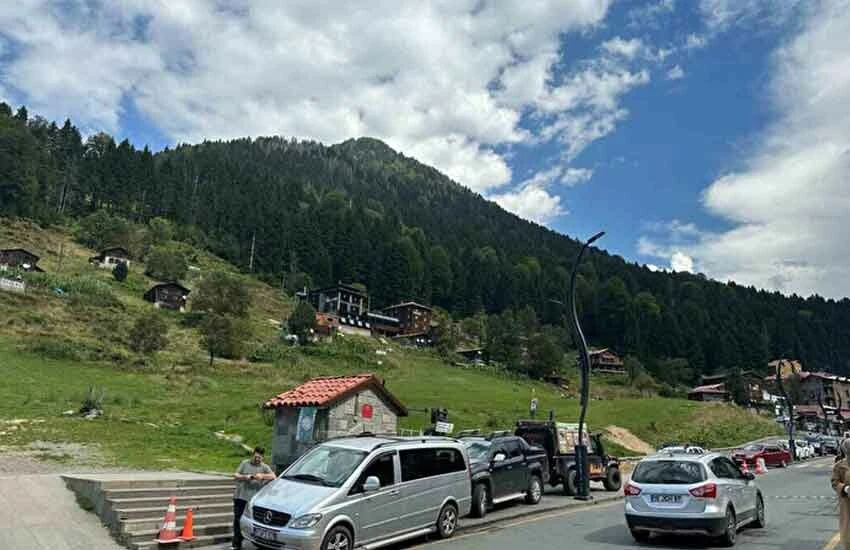 Yapılan çağrılar karşılık buldu, Arap turistler Karadeniz'i terk etti: Turizmciler dertli