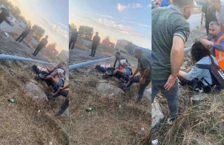 Zonguldak'ta kamyonun devirdiği aydınlatma direği bir vatandaşın üzerine düştü.