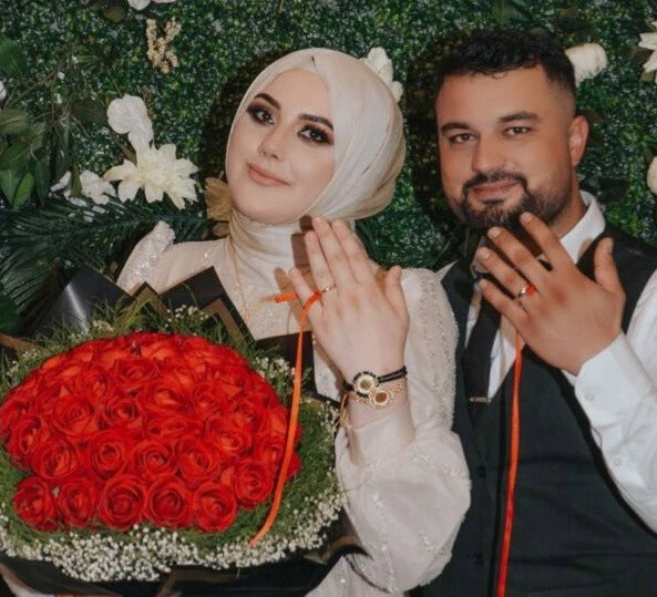 Yeni nişanlı çiftin acı sonu! Düğün alışverişinden dönerken TIR'a çarptılar