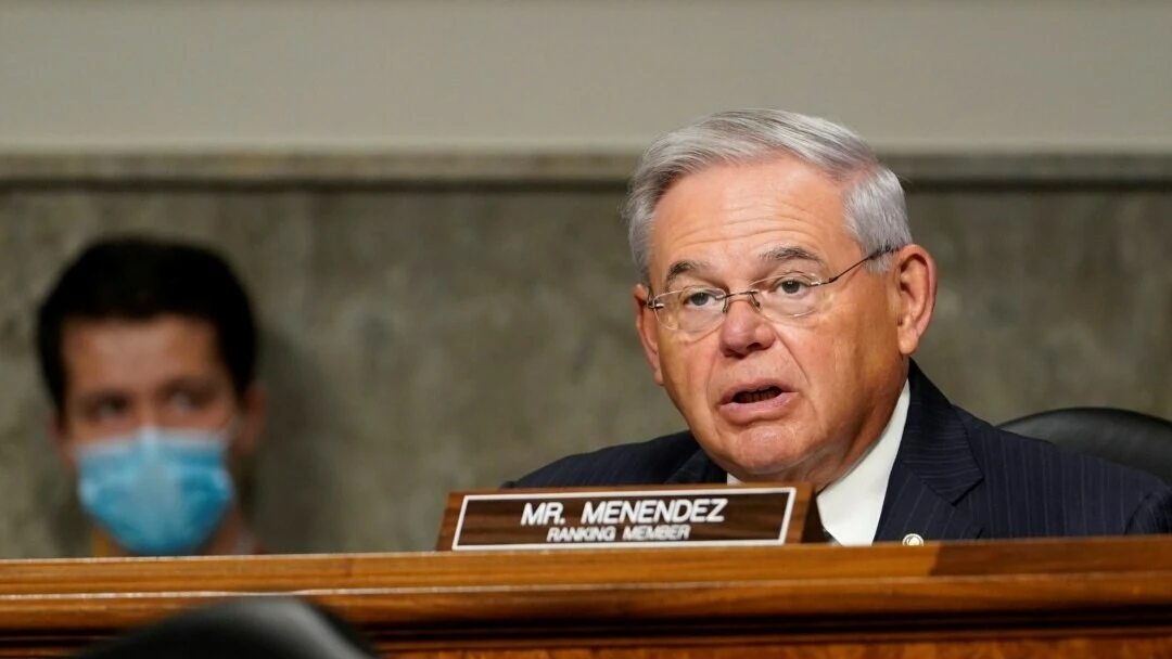 Rüşvetle suçlanan Türkiye karşıtı ABD'li Senatör Menendez'den savunma: Parayı ben biriktirdim aklanacağım