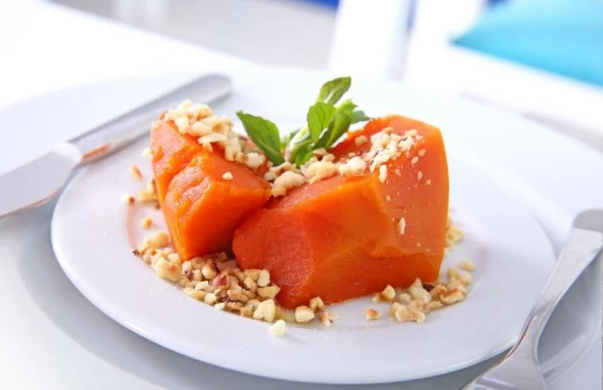 Ata tohumu toprağın bereketine bereket kattı! Bir tanesi 30 kilo geldi, çiftçi bile şaşırdı