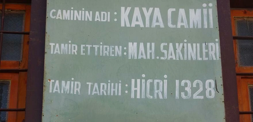 Türkiye'de eşi benzeri olmayan cami! Tam 5 asırdır ayakta... Öyle bir yere yapılmış ki gören şaşırıyor