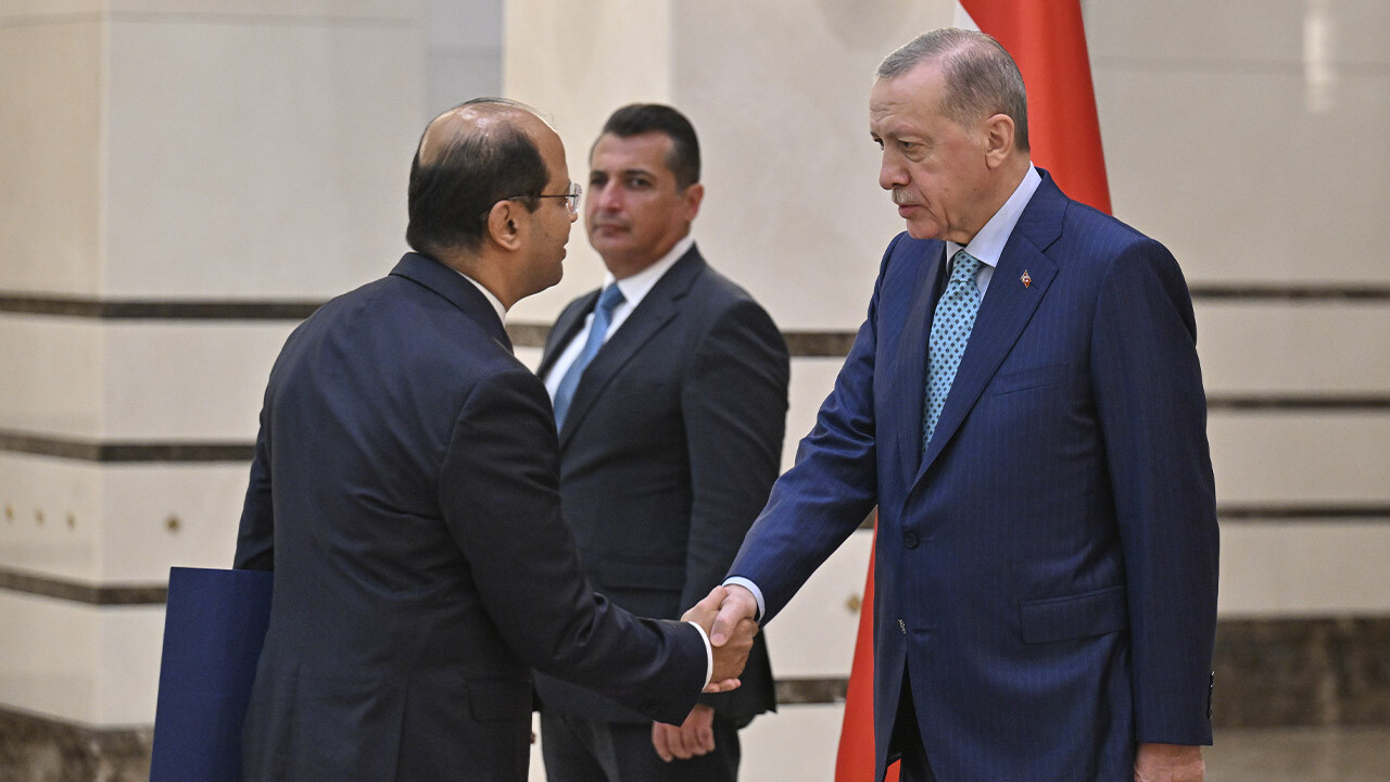 Mısır&#039;la 13 yıl sonra bir ilk: Ankara Büyükelçisi Hamami, Cumhurbaşkanı Erdoğan&#039;a güven mektubu sundu