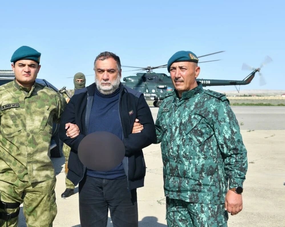 Sözde Ermeni rejiminin lideri Karabağ'dan kaçmaya çalışırken yakalandı!