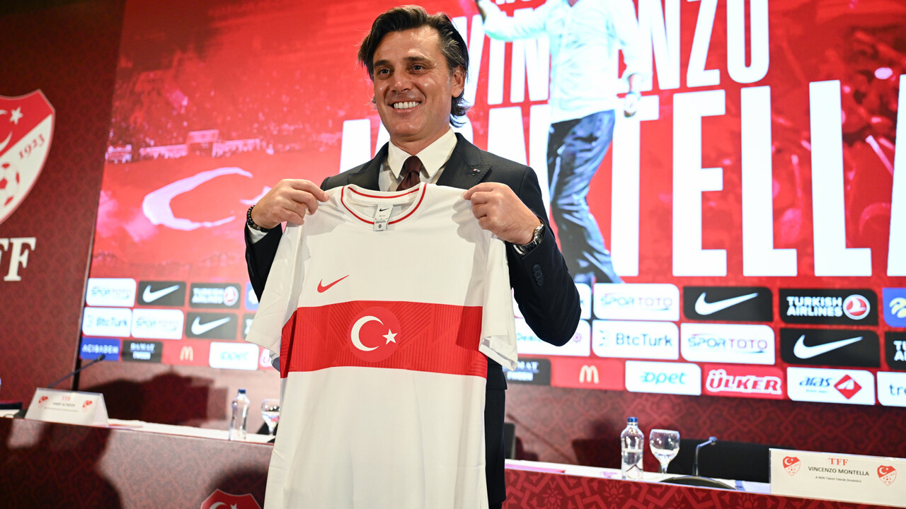 Vincenzo Montella imzayı attı: &quot;Hiç tereddüt etmedim&quot;