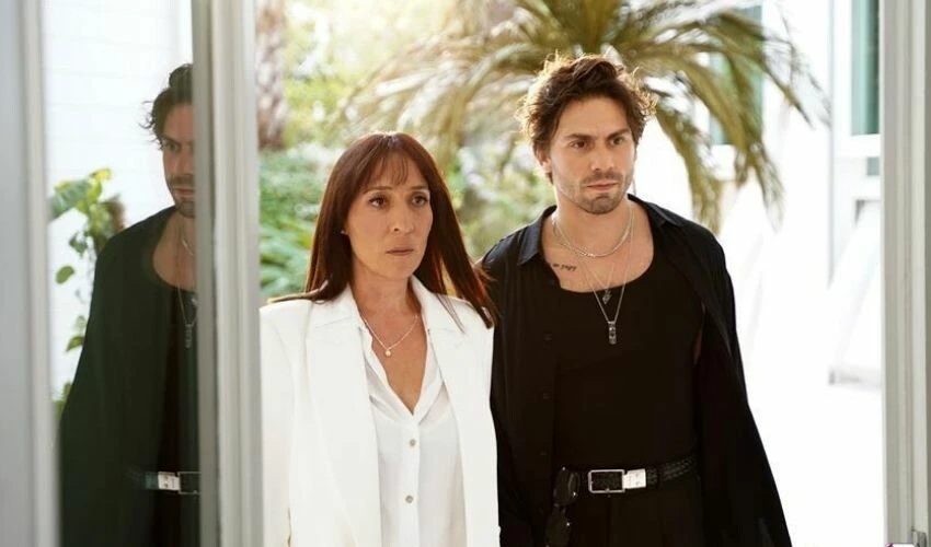 Yalı Çapkını Nükhet kimdir, kaç yaşında? Binnur Kaya dizileri neler?