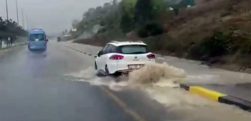 İstanbul Sakarya'da şiddetli yağış
