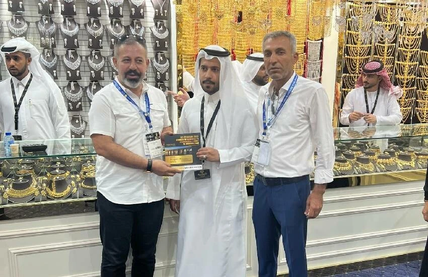 Gelinlerin hayali görücüye çıktı! Meşhur hasır bilezik Dubai çıkarmasında tanıtıldı