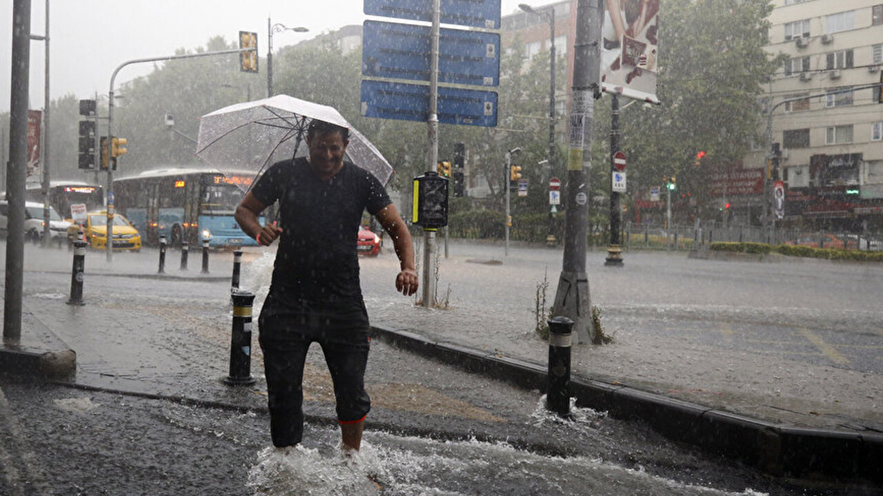 İstanbul’da beklenen sağanak hangi ilçeleri vuracak? Meteoroloji 4 ilçede oturanları uyardı