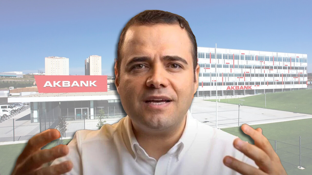 Medyatik profesör Özgür Demirtaş istifa etti... Akbank&#039;taki görevinden çekildi