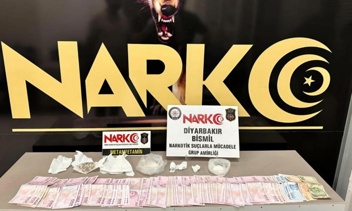 Diyarbakır&#039;da zehir tacirlerine büyük darbe: 57 gözaltı