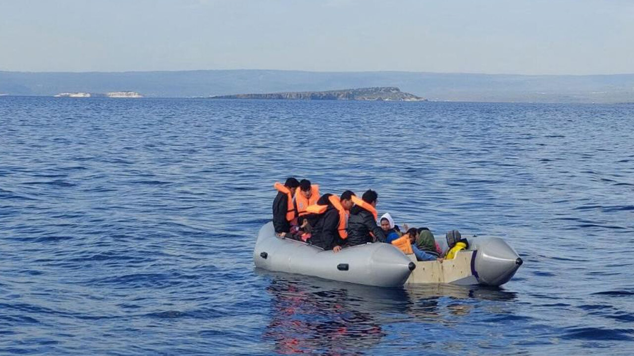 Yunanistan ölüme itiyor, Sahil güvenlik kurtarıyor