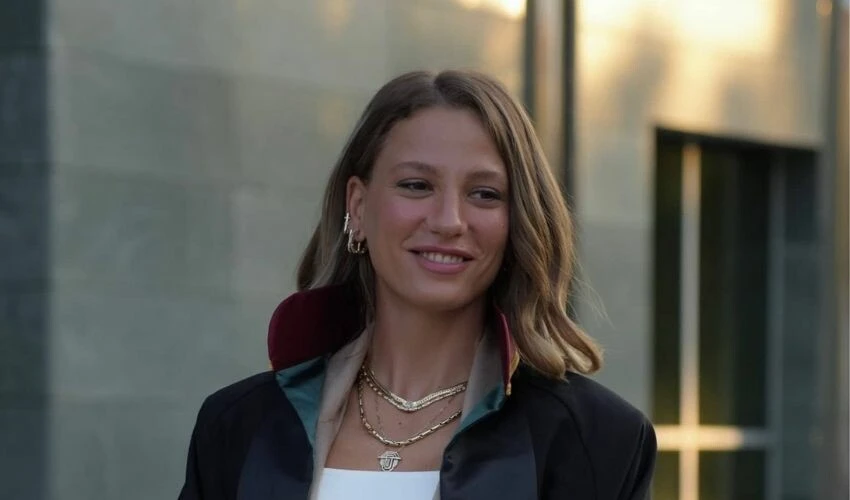 Serenay Sarıkaya İstanbul’u terk ediyor! İzole bir hayat sürecek