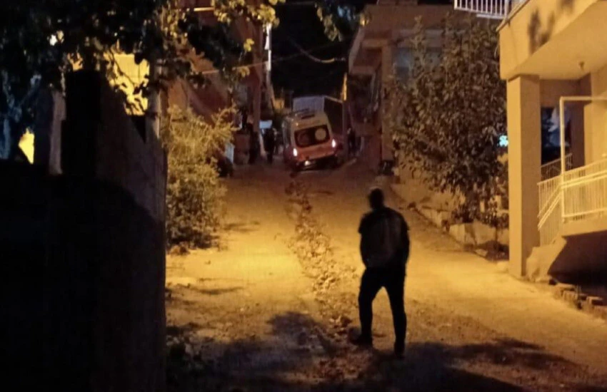 Bu kez tersi oldu: Halk ambulansın yardımına koştu!