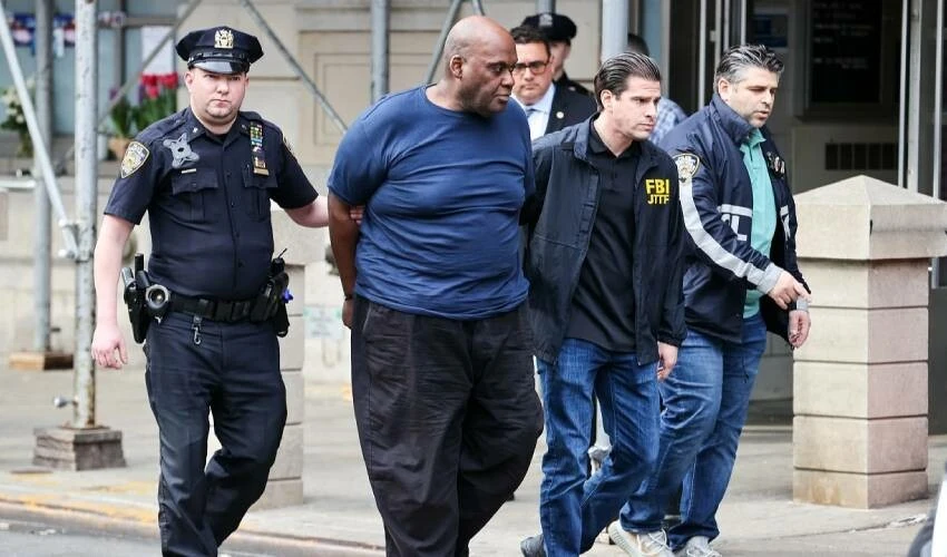 ABD'deki sis bombalı metro saldırganı hakkında karar belli oldu