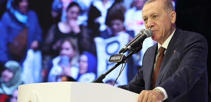 Cumhurbaşkanı Erdoğan'dan işçi, memur ve emekli maaşı müjdesi! 'Enflasyona ezdirmeyeceğiz' dedi, tarih verdi