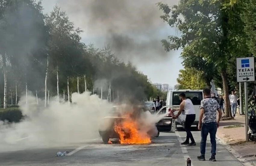 Kasap et derdinde, koyun can! Alev alan otomobili çekmek için sıraya girdiler...