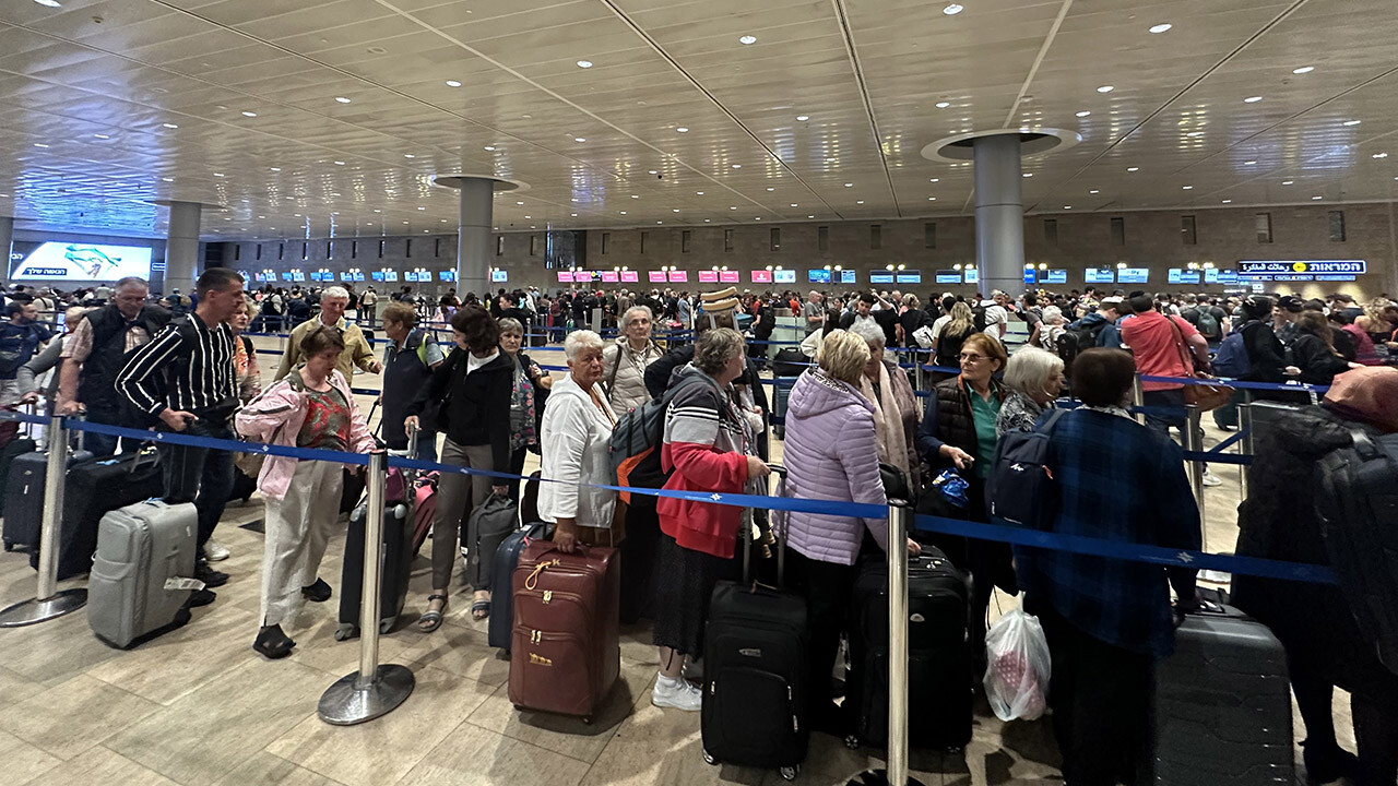 İsrailliler Türkiye&#039;ye akın ediyor! İstanbul ve Antalya uçuşlarında bilet kalmadı 