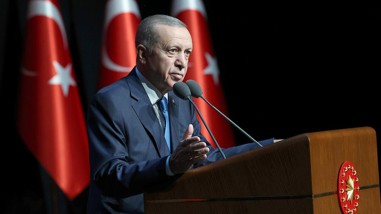 Cumhurbaşkanı Erdoğan tarih vererek duyurdu: Emekliye 5 bin TL&#039;lik yardım