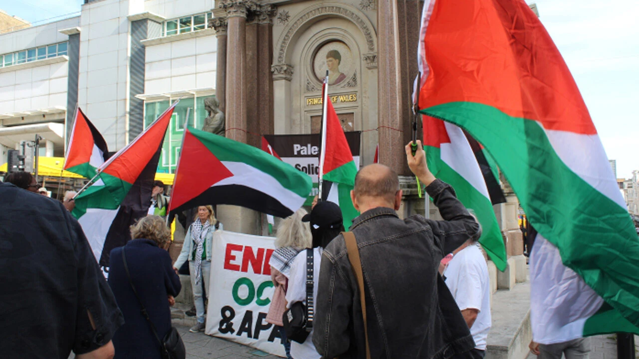 Dünya Filistin için ayakta! 