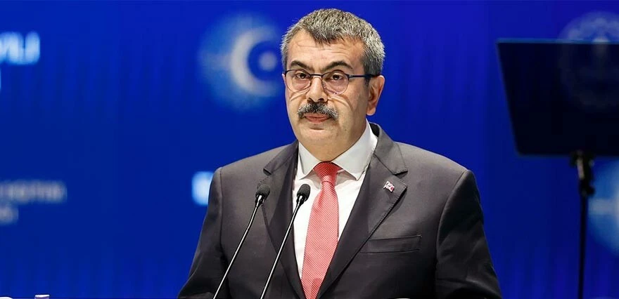 Son dakika! Ara tatillere düzenleme geliyor... Bakan Tekin duyurdu