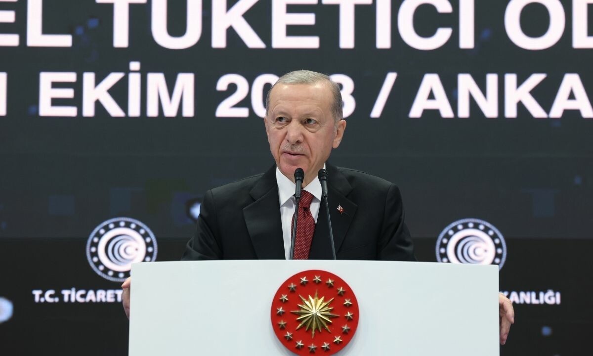 Cumhurbaşkanı Erdoğan&#039;dan sert çıkış! Fahiş konut ve kira fiyatlarına ağır yaptırımlar geliyor