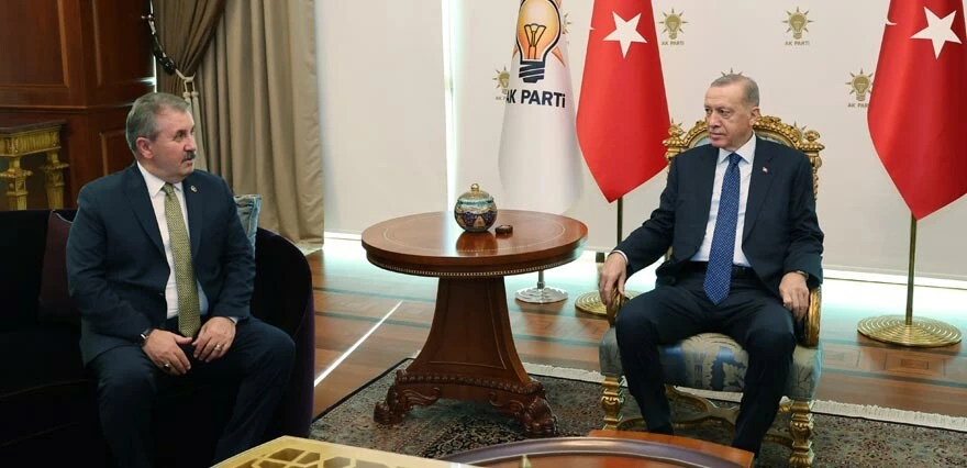 Yerel seçim çalışmaları hızlandı... Erdoğan BBP lideri Destici'yi kabul etti