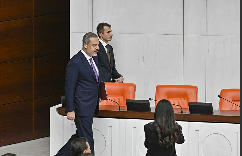 Dışişleri Bakanı Hakan Fidan, İsrail-Filistin çatışmasına ilişkin milletvekillerini bilgilendirmek üzere Genel Kurul'a geldi.