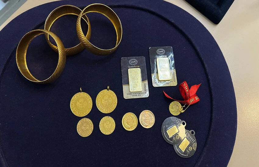 Altın son iki haftanın zirvesinde, 25 Eylül'den beri en yüksek kapanış!