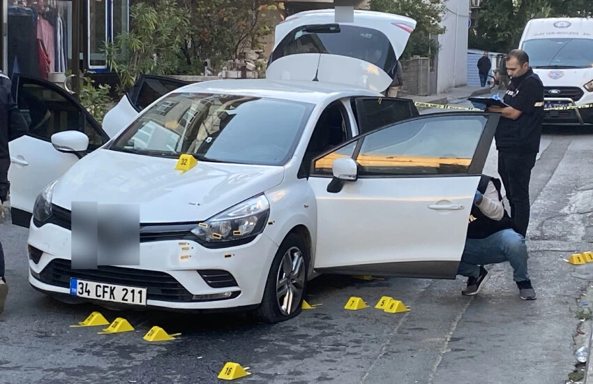İstanbul'da film gibi olay: Aracın önünü kesip mermi yağmuruna tuttular! 1 yaralı