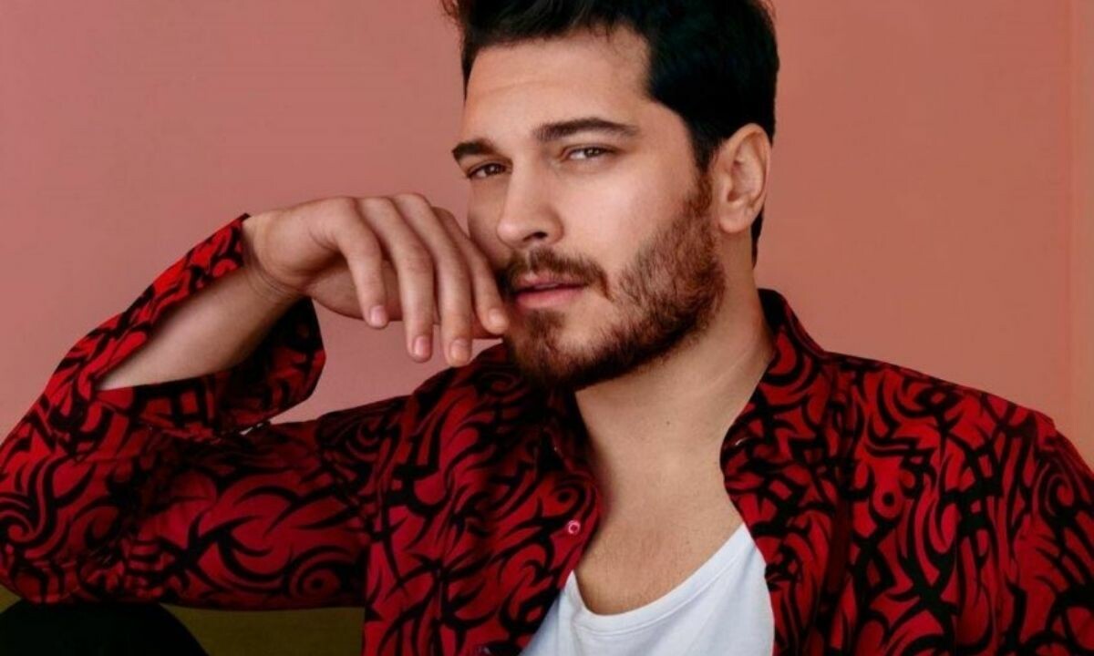 Çağatay Ulusoy’un &#039;ülkenin en pahalı oyuncusu&#039; olarak yer aldığı dizideki partneri belli