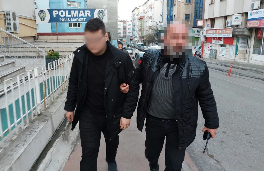 Okulda annesini öldürmüştü: Cezası beli oldu