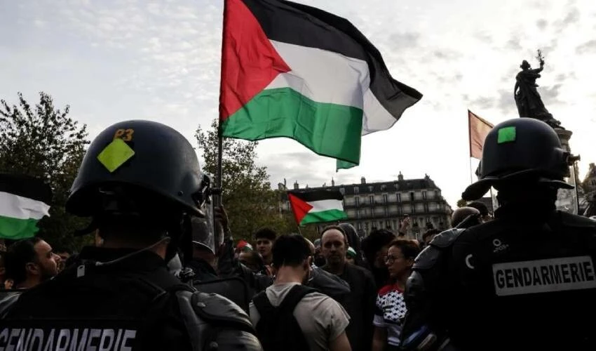 Yahudi Fransız Birliği'nden İsrail'e kayıtsız destek veren Fransa'ya kınama