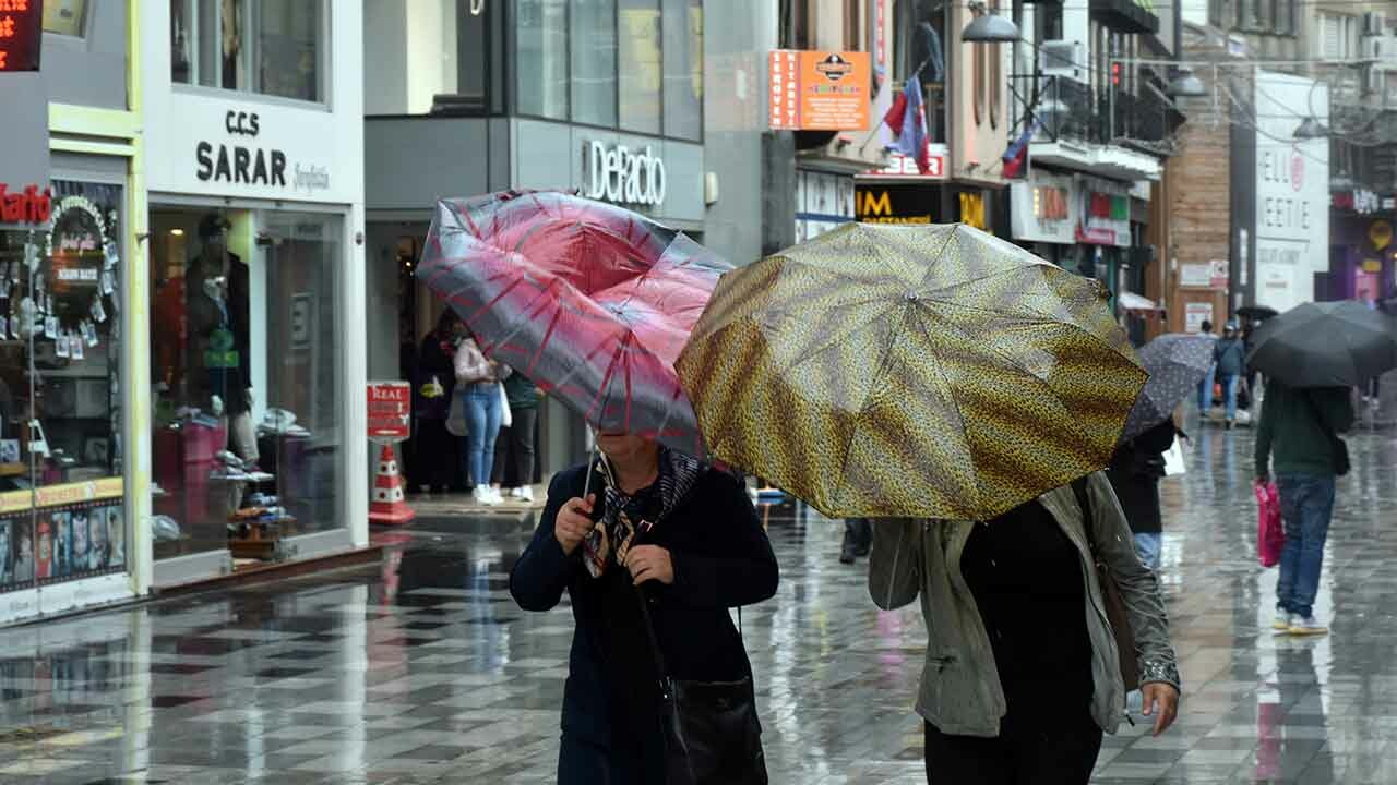 Sıcaklar artıyor ama yağmur da var! Meteoroloji 14 ili uyardı.. Gök gürültülü sağanak geliyor (14 Ekim 2023 Cumartesi hava durumu)