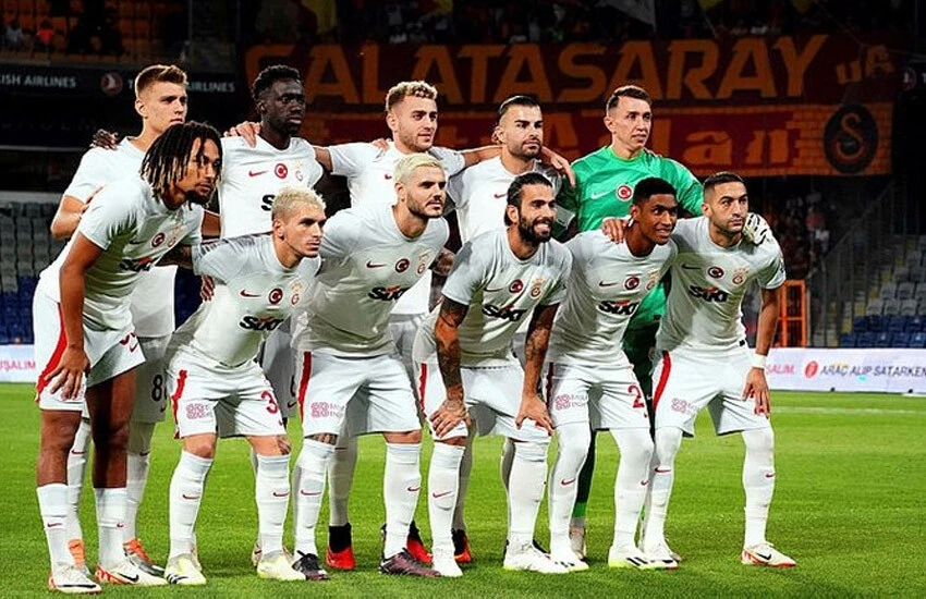 Fenerbahçe'nin eski kaptanı Galatasaray'ın markajında