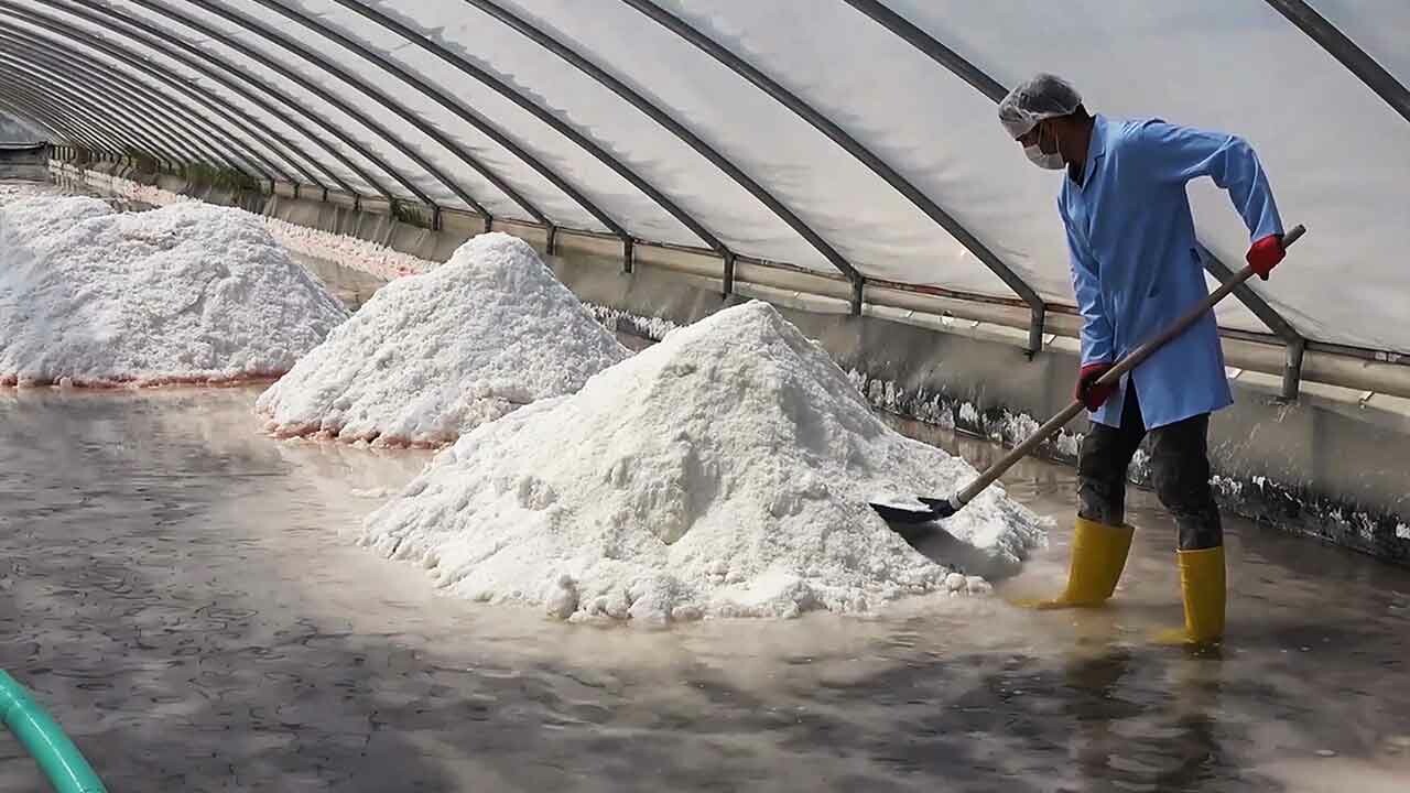 Tamamen doğal.. Yerin 1300 metre altından çıkarılıp 11 ülkeye gönderiliyor!