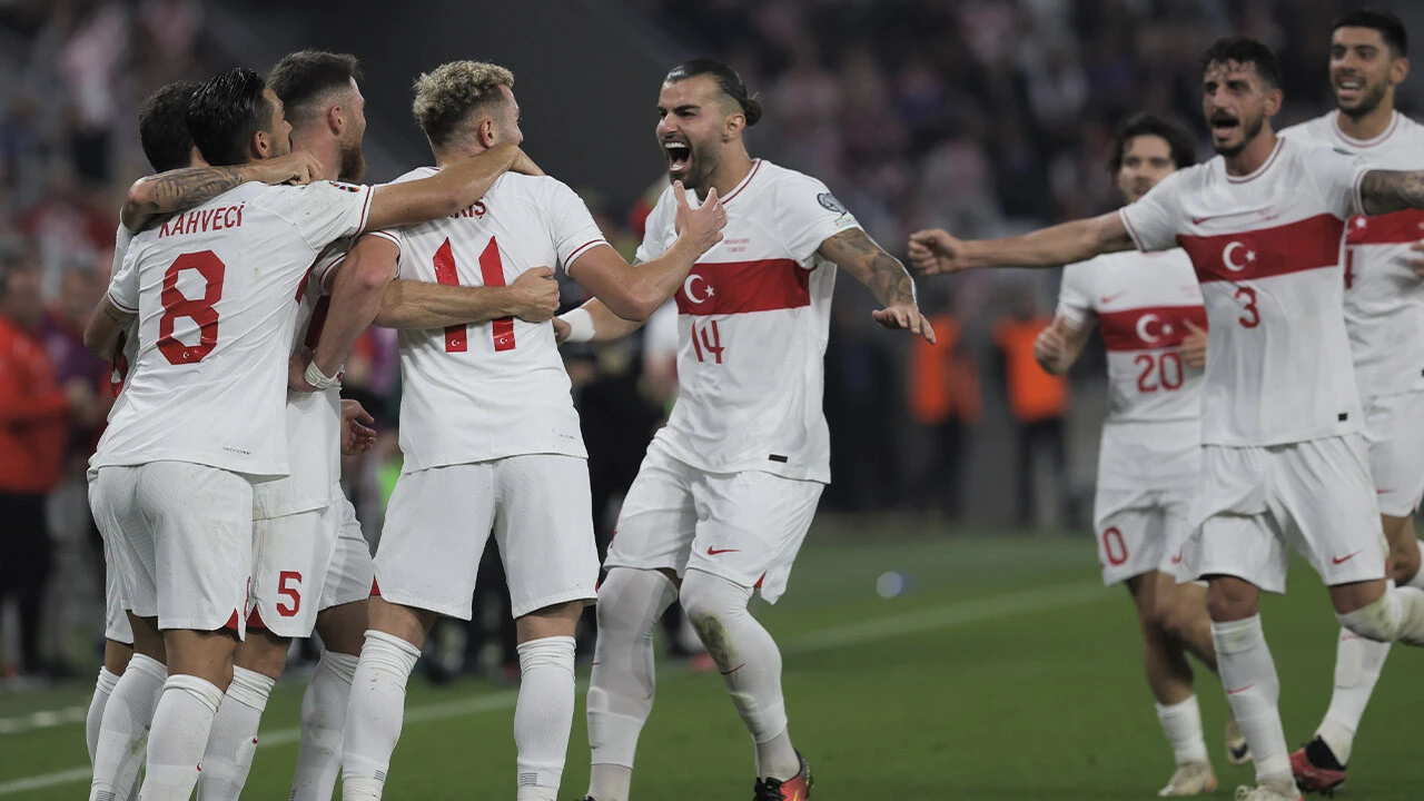 EURO 2024 yolunda son engel Letonya! İşte 11'ler