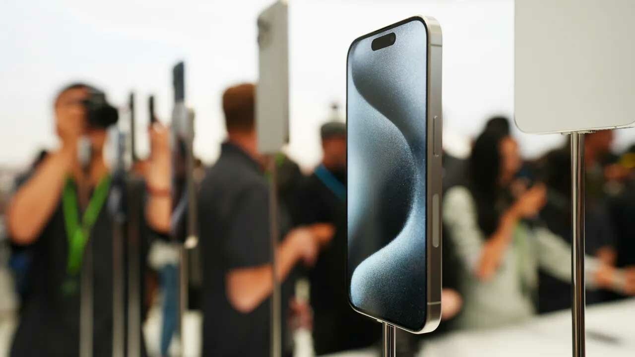 Apple’ın başı dertten kurtulmuyor: iPhone 15 Pro Max’te can sıkan yeni sorun