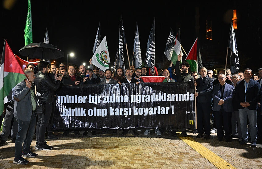 Son dakika! İsrail'in hastane saldırısına tepkiler çığ gibi: Türkiye ayakta