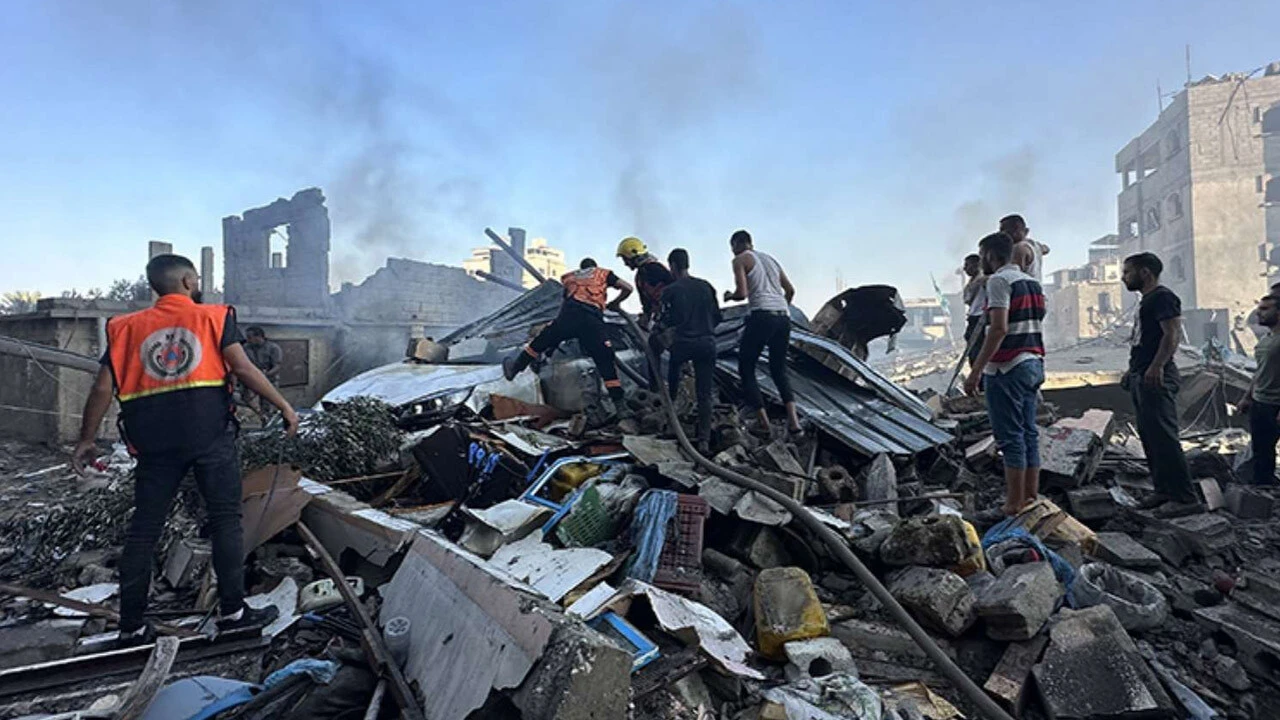 Son dakika! İsrail Gazze'de cami vurdu: Çok sayıda ölü ve yaralı var