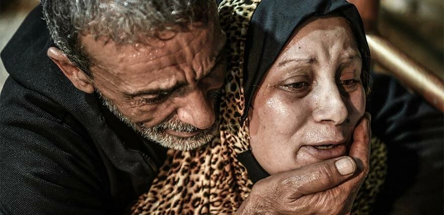 Sözün bittiği yer... Evladını kaybeden Filistinli annenin vedası yürekleri yaktı!