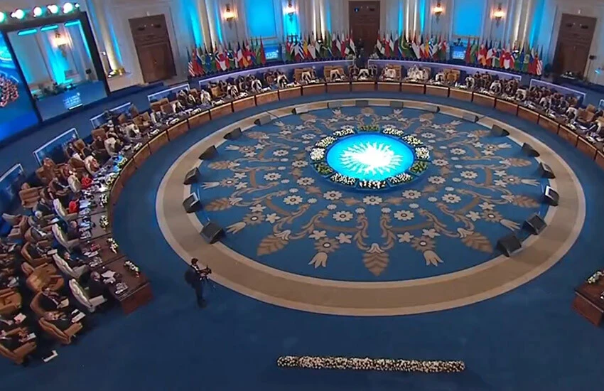 Kahire Zirvesi'nde konuşan Bakan Fidan, 2 devletli çözüme vurgu yaptı.